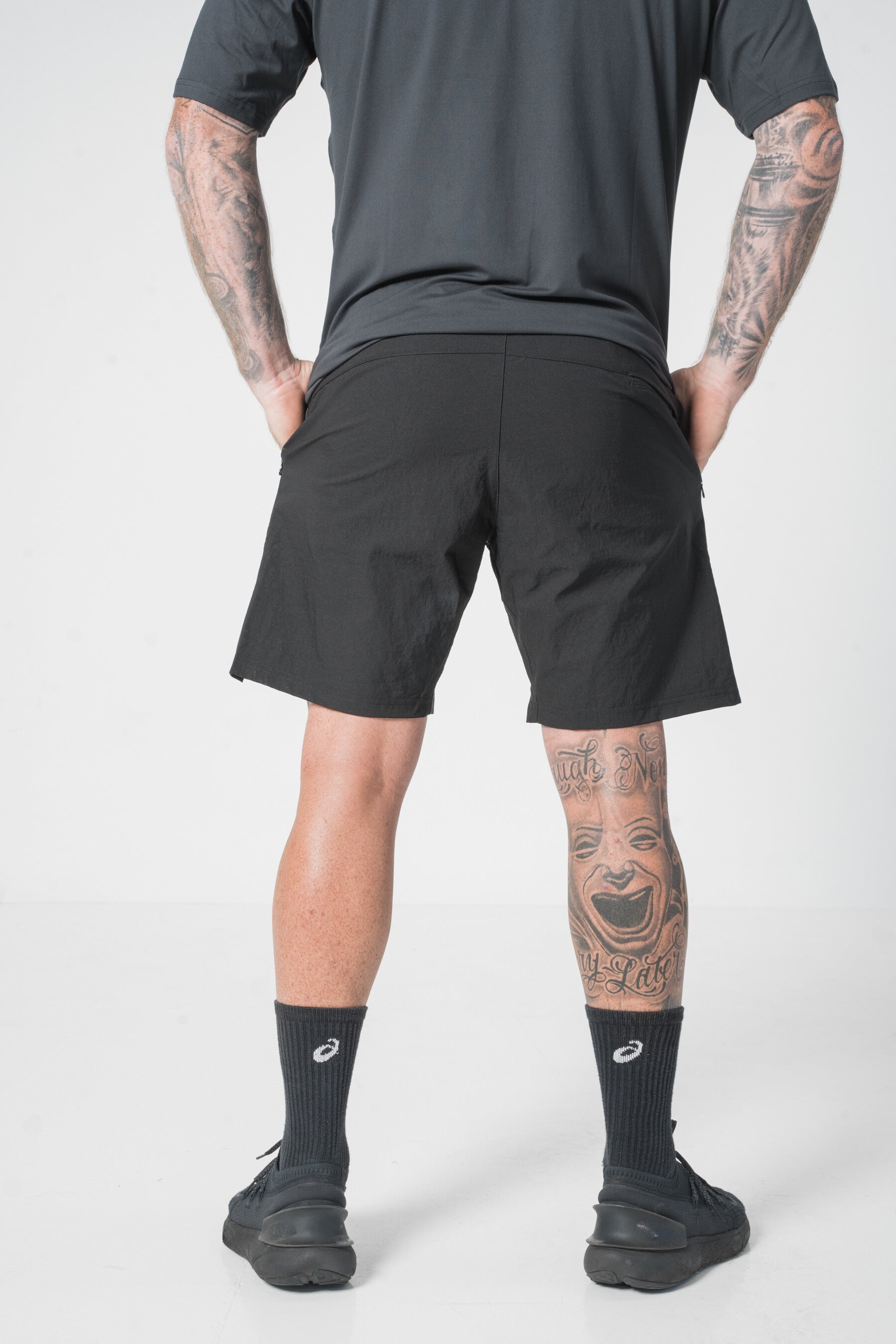CITY SLICKER TRAINING SHORTS - BLACK