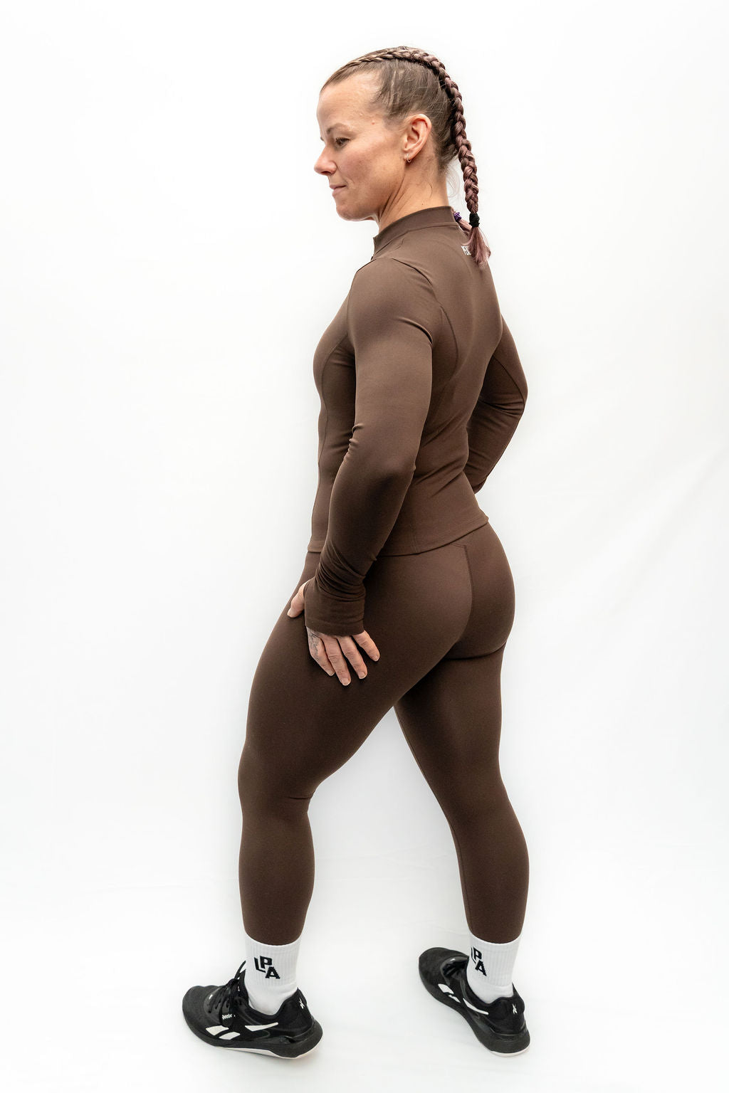 PEACHY CROP ZIP BROWN